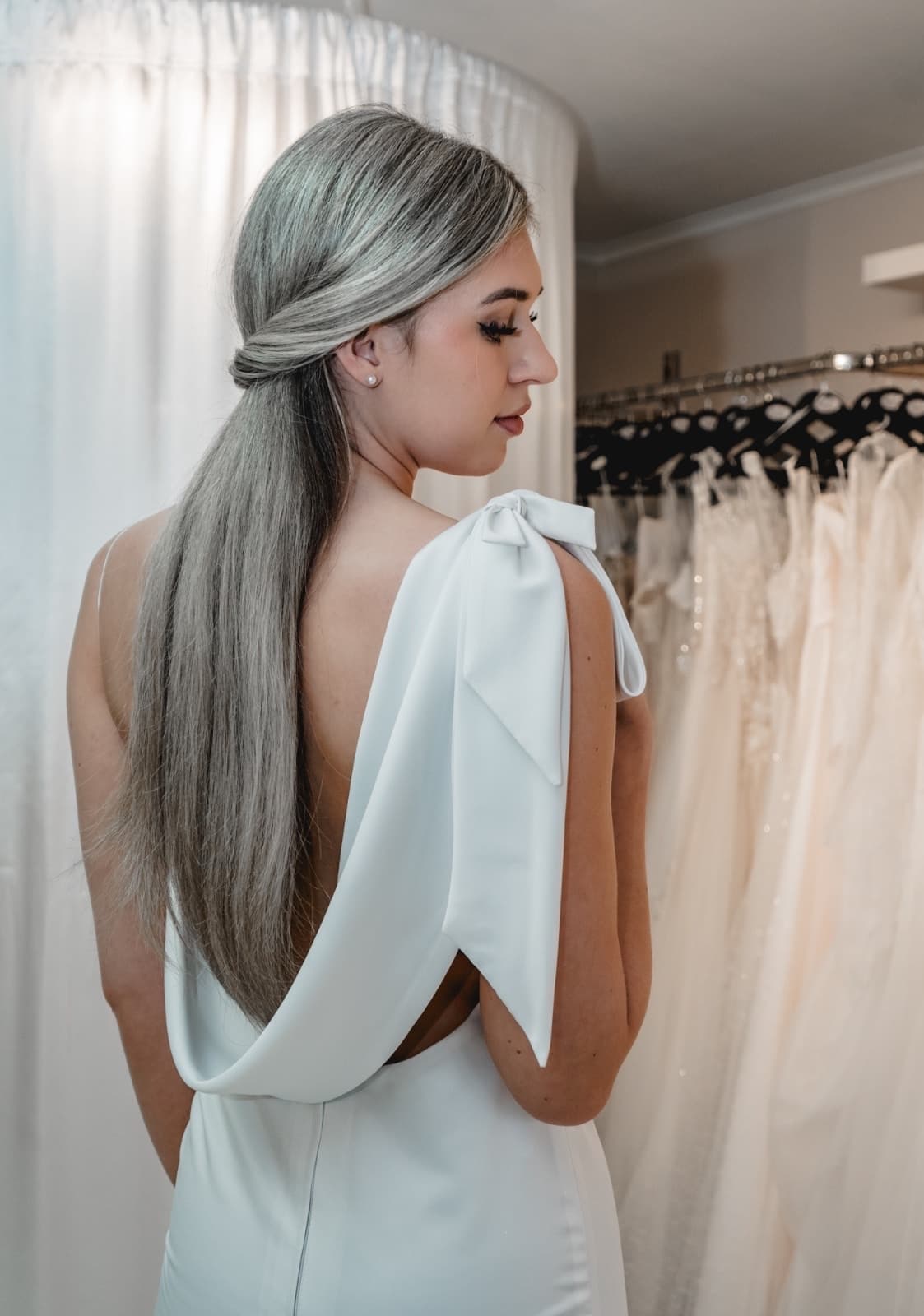 Detail am Brautkleid