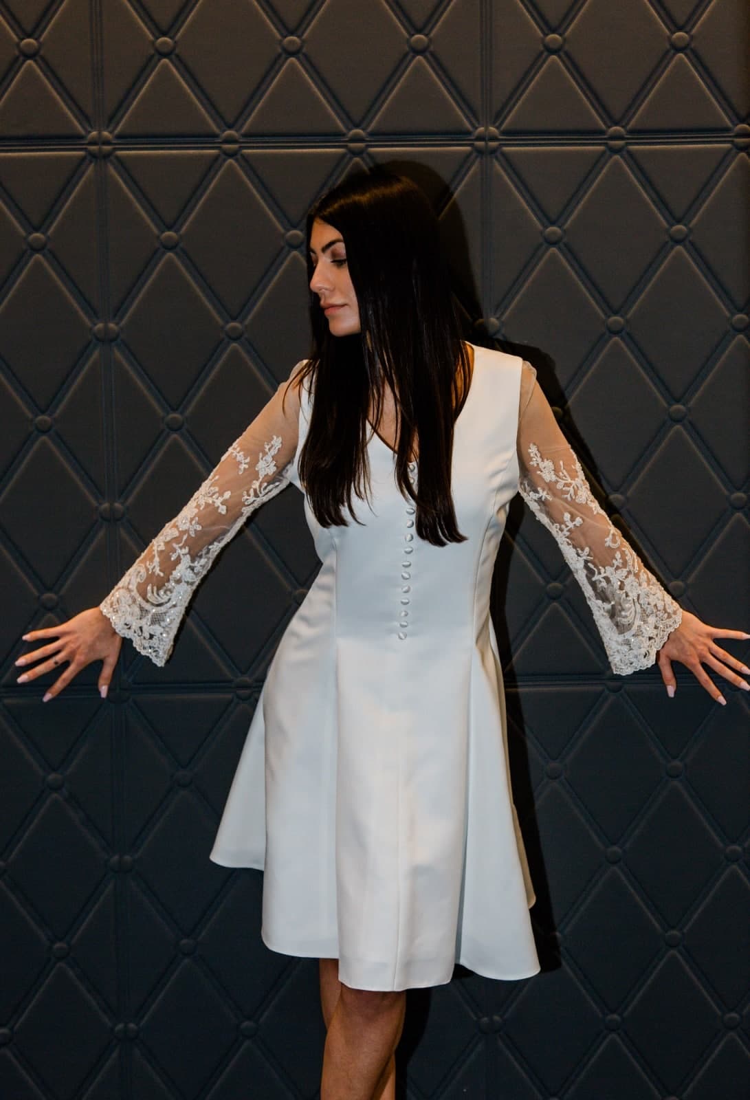 Kurzes Spitzenkleid