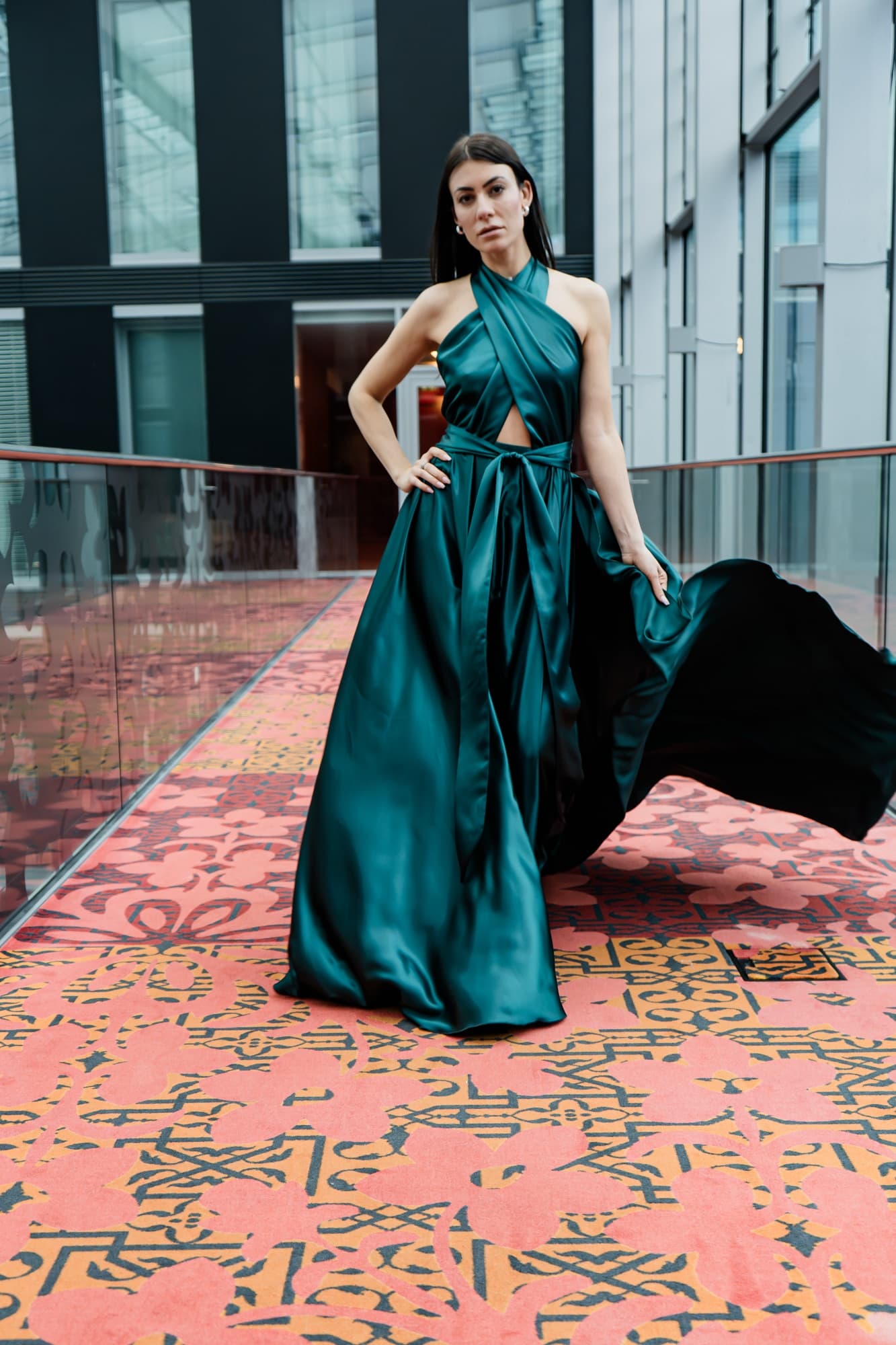 Petrolfarbenes Abendkleid